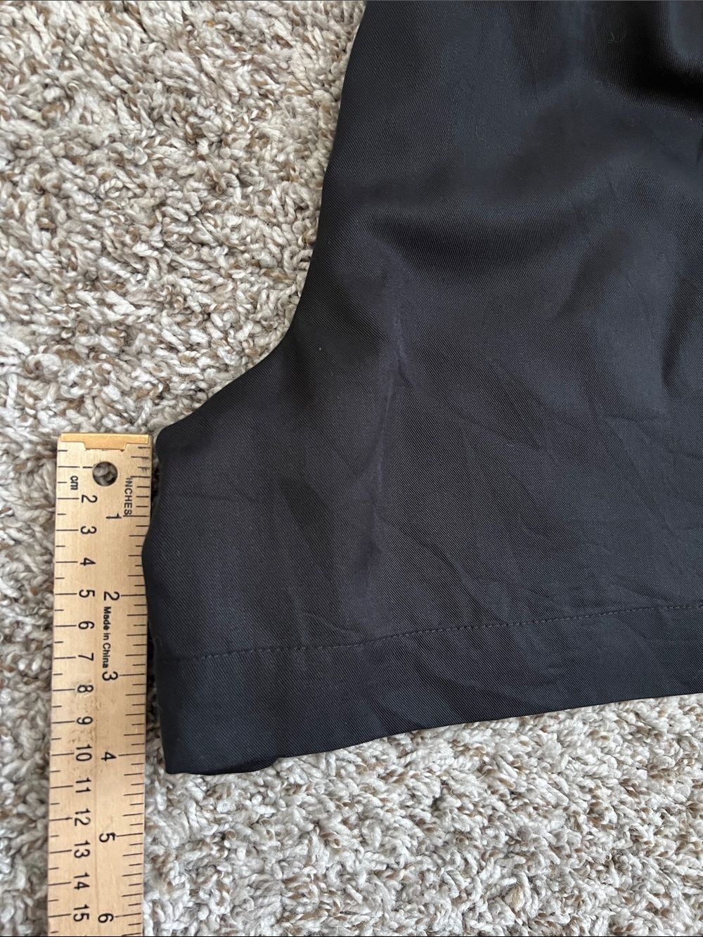 Like New! PARADIS 100% Lyocell Shorts Black in Size S - Picture 9 of 11